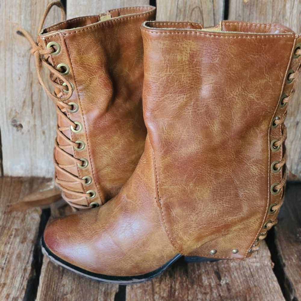 Two Lips Tan Lace-Up Boots